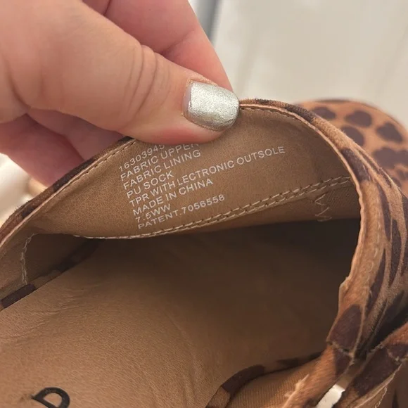 Wide Width Leopard Clog - Picture 6 of 6